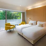 Western Divona Hotel 4*