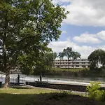 Western Divona Hotel