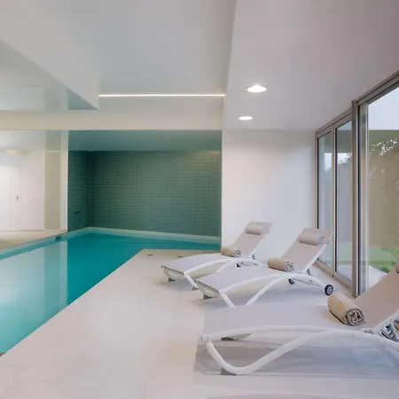 Western Divona Hotell 4*