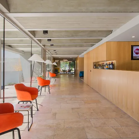 Western Divona Hotel 4*