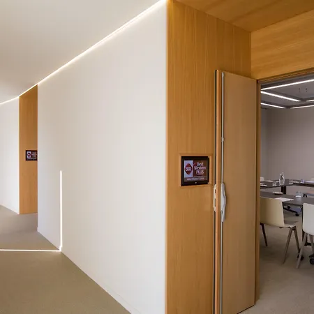 מלון Western Divona קאור