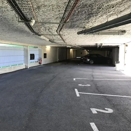 Western Divona 카오르