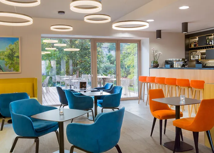 Western Divona Hotel 4*