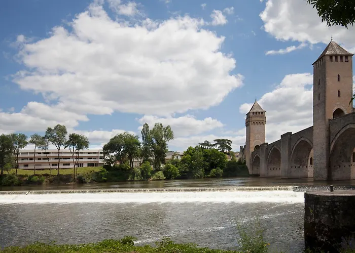 Western Divona Hotel 4*