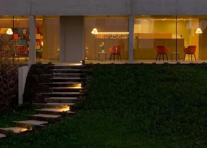 Western Divona Hotel