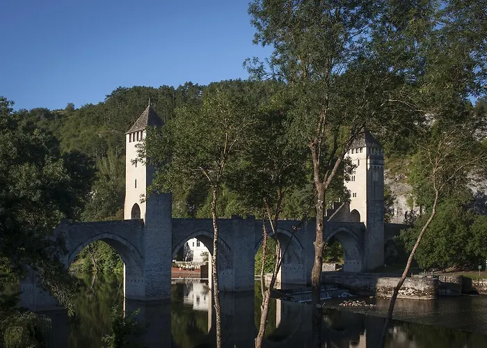 Western Divona Hotel 4*